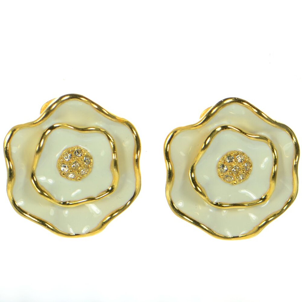 Kenneth Jay Lane KJL White Enamel Flower Clip-on Earrings